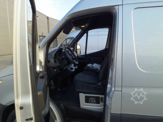 Van Mercedes-Benz Sprinter215 KA,3924mm,Autokmatik,Kamera