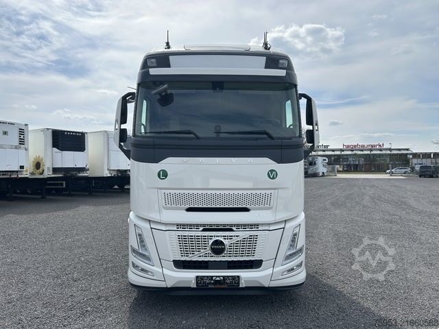 Standard tractor unit Volvo FH 500 Aero Euro 6 Globe XL Leder Mikrowelle