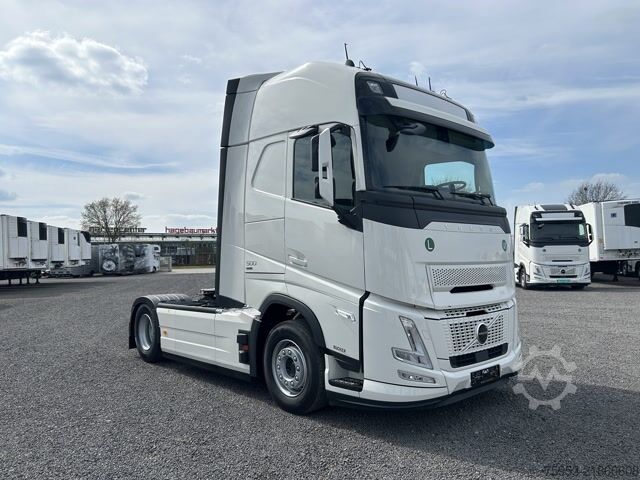 Standard SZM Volvo FH 500 Aero Euro 6 Globe XL Leder Mikrowelle