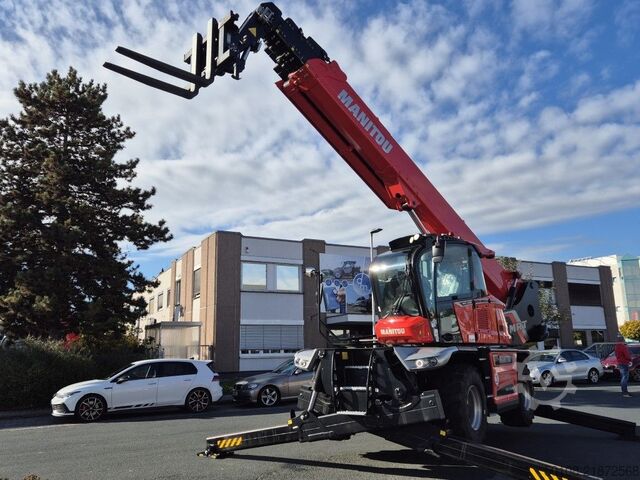 Telehandler rotating Manitou MRT 2660 radio drive