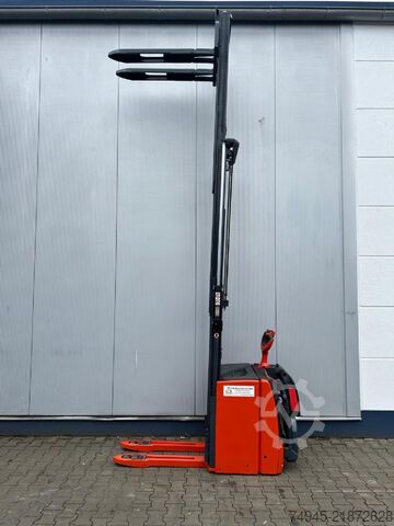 Pedestrian Stacker Linde L16 AP-I