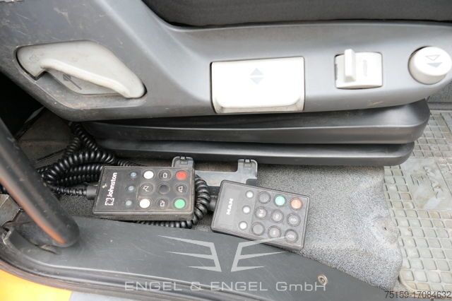 Spezial-LKW man TGL 12.250 Küpper Weisser Kehrmaschine