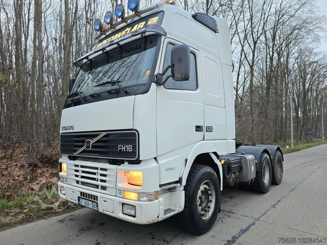 Standard tractor unit VOLVO FH16 520 / 6x4