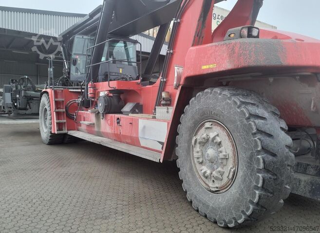 Reachstacker Kalmar DRG450-75C5XS