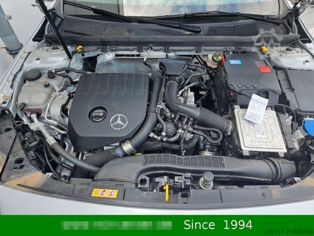 Van MERCEDES-BENZ A 200 A -Klasse Navigation Kamera