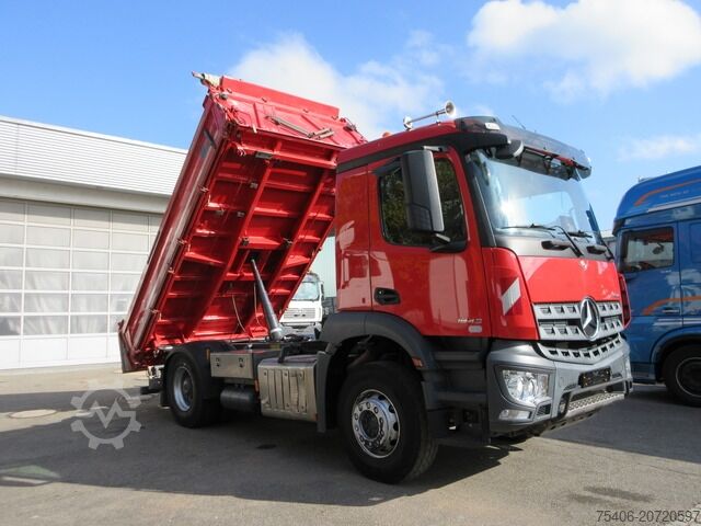 Tipper truck mercedes-benz Arocs 1843 Dreiseitenkipper