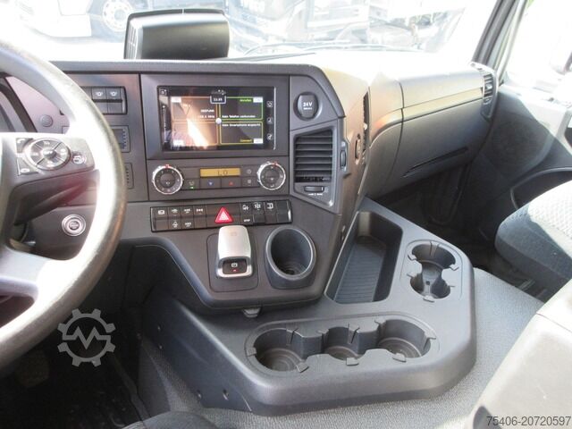 Tipper truck mercedes-benz Arocs 1843 Dreiseitenkipper