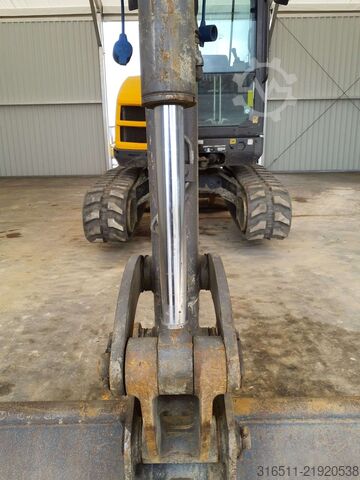 Chain excavator Volvo ECR50D