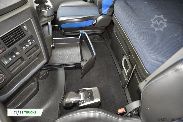 Standard tractor unit VOLVO FH 460 Globetrotter XL i-Save
