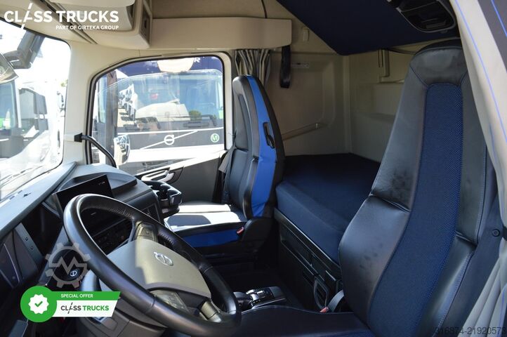 Standard tractor unit VOLVO FH 460 Globetrotter XL i-Save