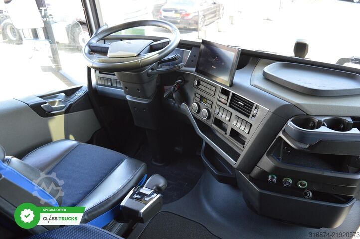 Standard tractor unit VOLVO FH 460 Globetrotter XL i-Save