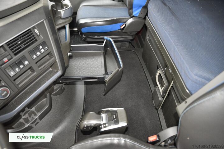 Standard tractor unit VOLVO FH 460 Globetrotter XL i-Save