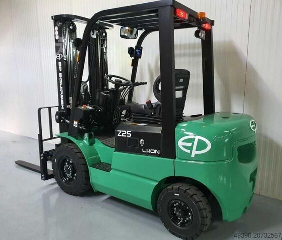 Neuer Elektro Gabelstapler, Triplex 4800 mm mit Freihub und Seitenschieber, Frontstapler, Elektrosta EP EFXZ-251 - Li-Ion