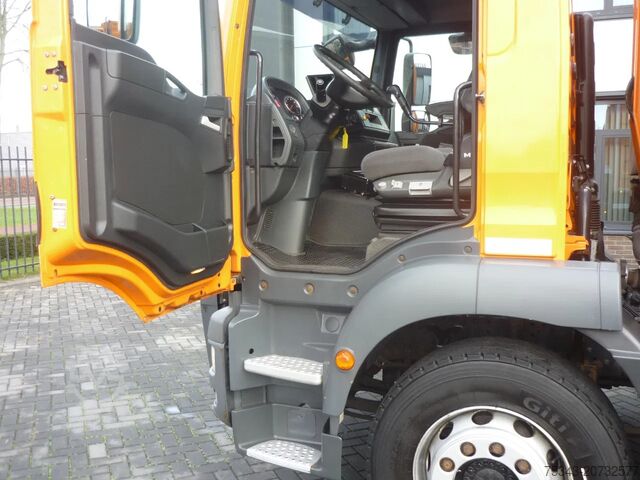 Refuse collection vehicle MAN TGM 26.340 6x2-4 Zoeller Medium XL