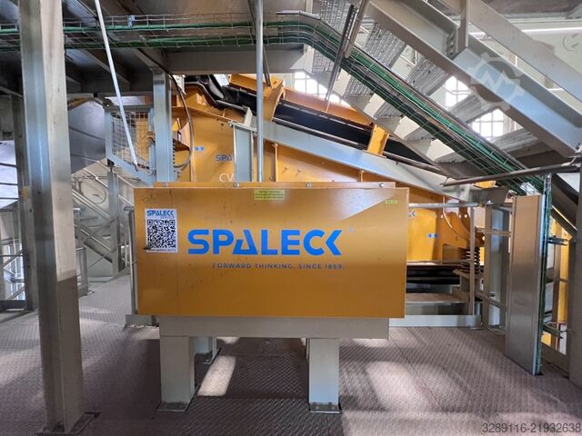 Vibratory finishing machine SPALECK SEWU 1400 3000 FS