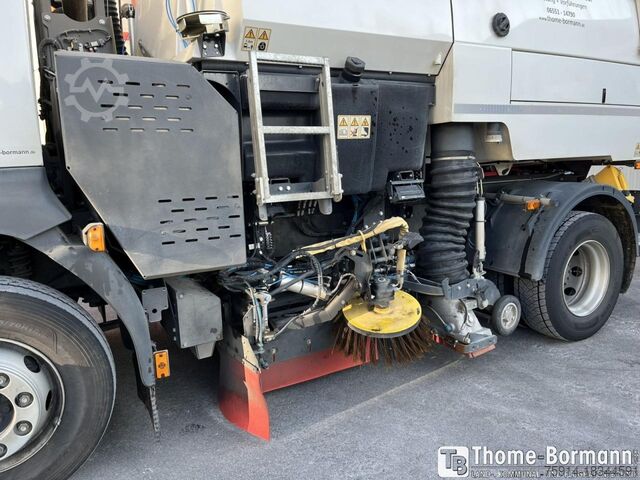 Kehrmaschine Bucher - GMeiner - Giletta V65h