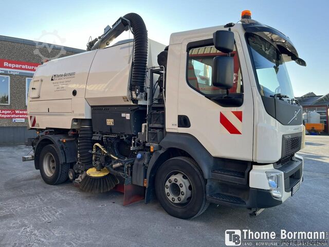 Kehrmaschine Bucher - GMeiner - Giletta V65h