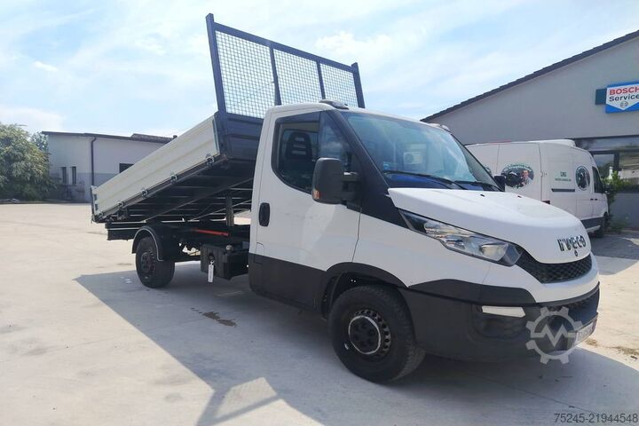 Three-way tipper van Iveco 35S 11 2.3 HPI RIBALTABILE TRILATERALE