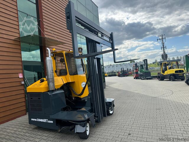 4-way forklift Combilift C2500 / Compact / Wide positioner