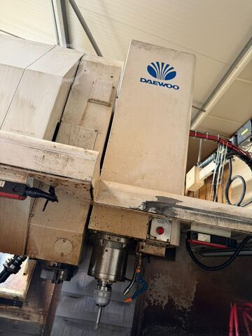 Vertical machining center DAEWOO MYNX 500