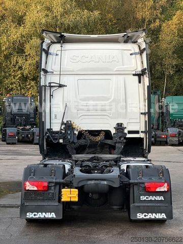 Standard SZM SCANIA R450 4x2 Retarder Blatt/Luft LED DAB Radio