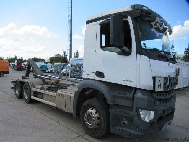 Abrollkipper Mercedes-Benz 2643L / 6 x 4 / Meiller RK 20.70