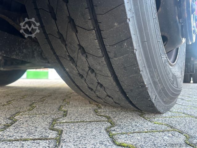 Viehtransporter LKW MERCEDES-BENZ Actros 2563 / Kaba 3 x Stock 50 m²