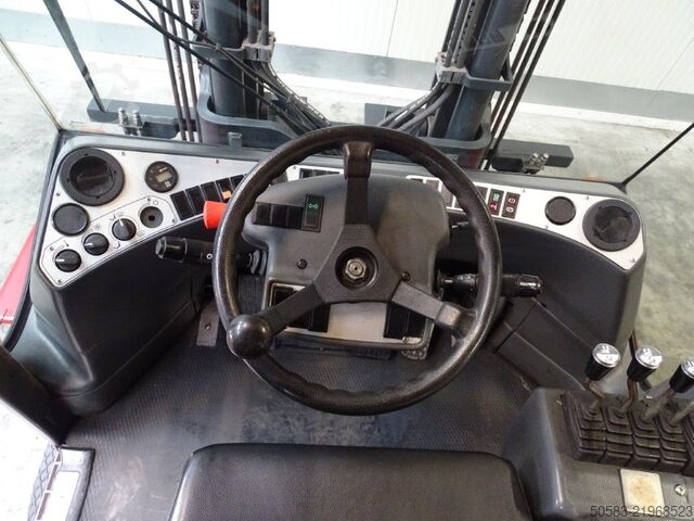 Electric 4-wheel forklift Kalmar ECE60-6