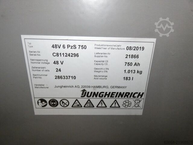 Electric 4-wheel forklift Jungheinrich EFG 320