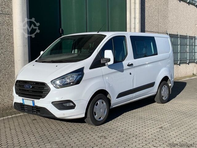 High top van Ford Custom 290 L1 - Doppia Cabina 6 posti  -