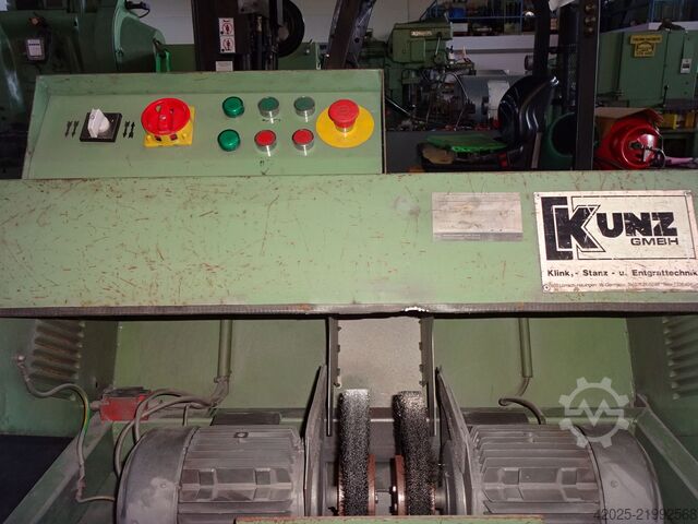 Bürstentgratmaschine-Blechkanten KUNZ Boschert