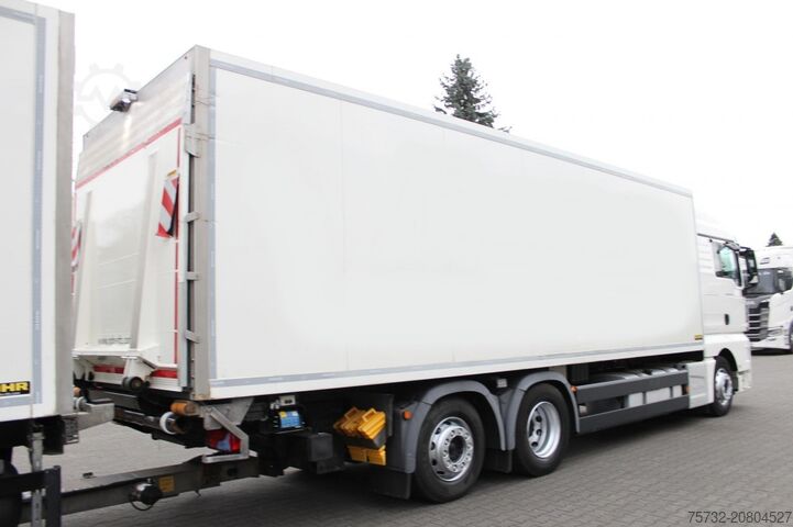 Refrigerated truck MAN TGX 26.440 CS 850 Retarder Schlafkab Kühlbox