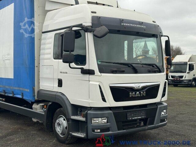 LKW mit Pritsche & Plane MAN TGL 12.250 XXL Haus -Edscha Schiebeplane - LBW