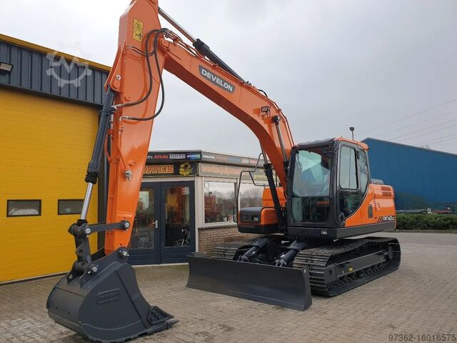 Raupenbagger Doosan DX140LC