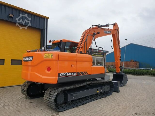 Raupenbagger Doosan DX140LC
