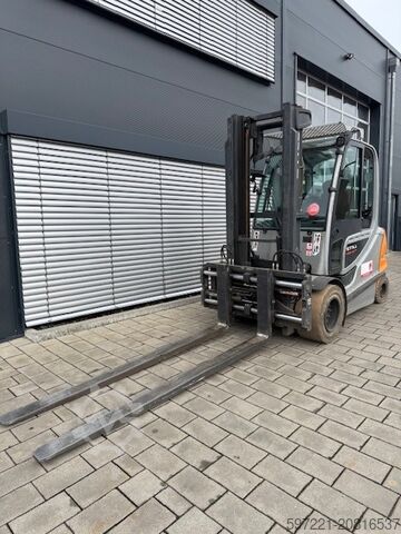 Electric - 4 wheels Still RX60-50/600