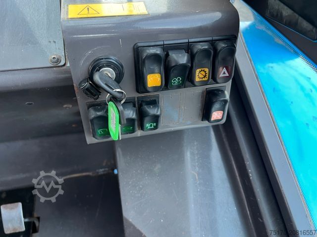 Geländestapler MANITOU M30-4 / nur: 2.931h / SS / Allrad / 5,3m Hubhöhe