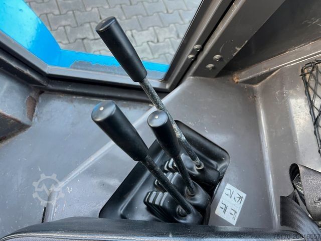 Geländestapler MANITOU M30-4 / nur: 2.931h / SS / Allrad / 5,3m Hubhöhe