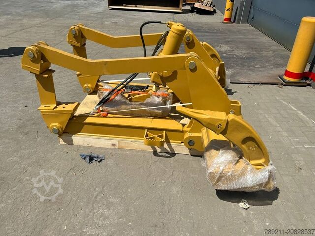 CAT D6T - D6R NEW RIPPER CAT D6T - D6R NEW RIPPER