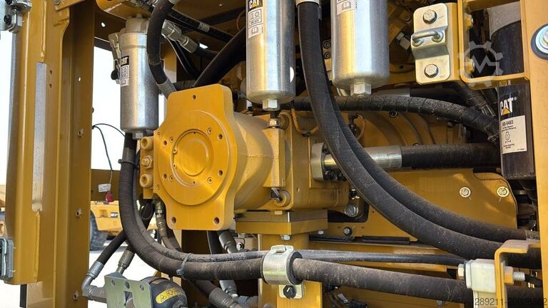 Raupenbagger CAT 374