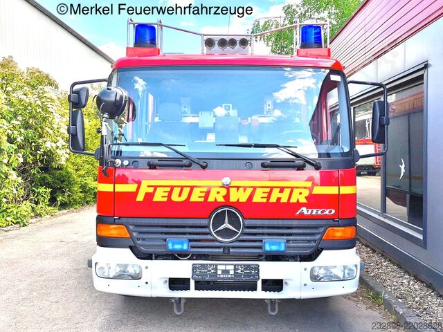 Fire engine Atego LF 8/6 Mercedes-Benz Atego 815