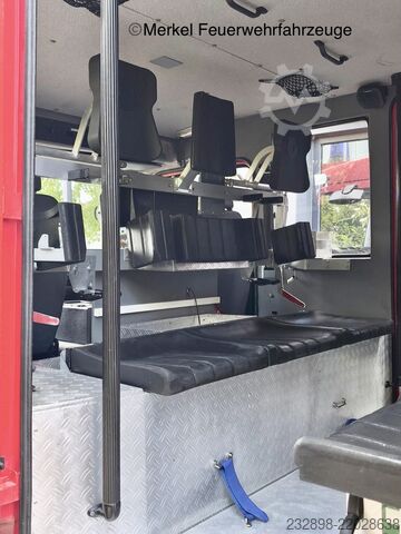 Fire engine Atego LF 8/6 Mercedes-Benz Atego 815