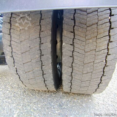 Box bodies / Chassis Iveco S Way AS 260 S 48 Y/FP CM