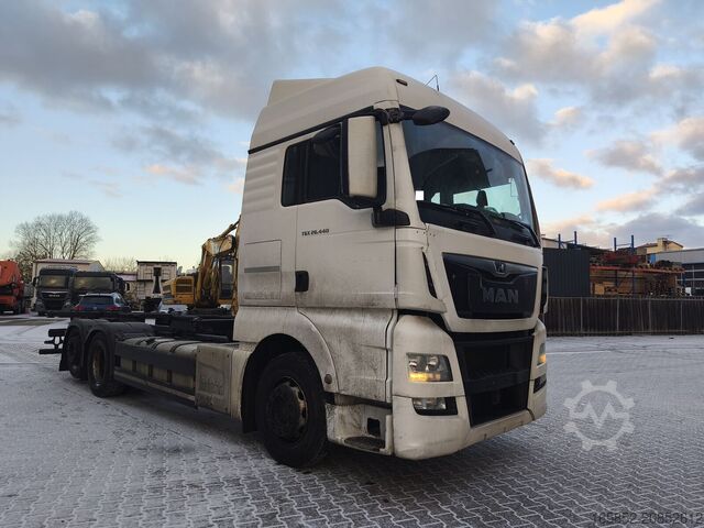 Fahrgestell mit Fahrerhaus MAN TGX 26.440