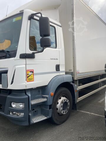Box truck MAN TGM 19.290 EURO 6 19T FURGON