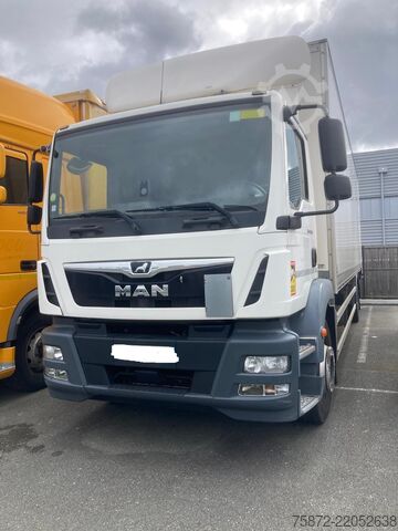 Box truck MAN TGM 19.290 EURO 6 19T FURGON