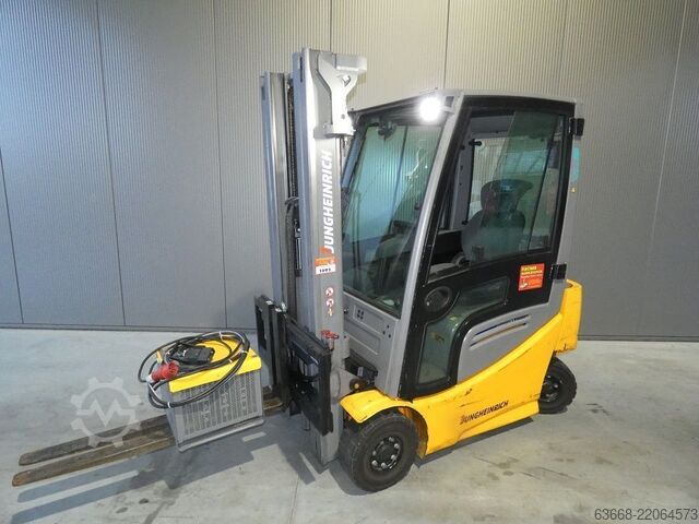 Electric 3-wheel forklift Jungheinrich EFG 316K Li