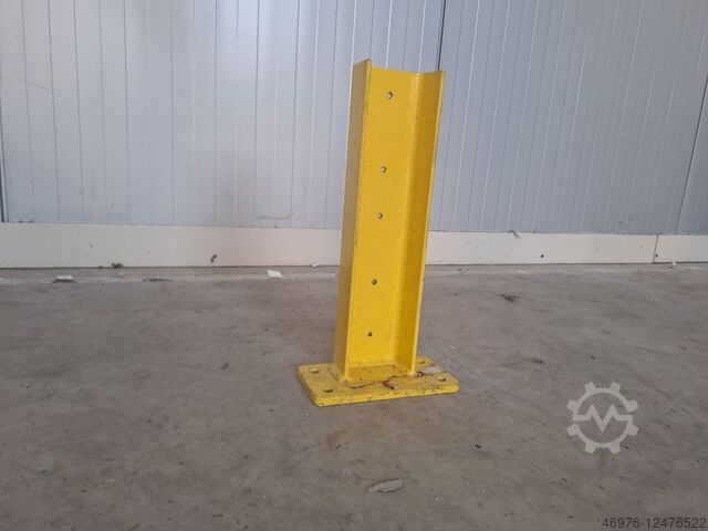 U collision protection corner ram protection corner Höhe: 400 mm / Materialstärke: ca. 6 mm/ Profilabm. außen: U: ca. 100 x 50 mm