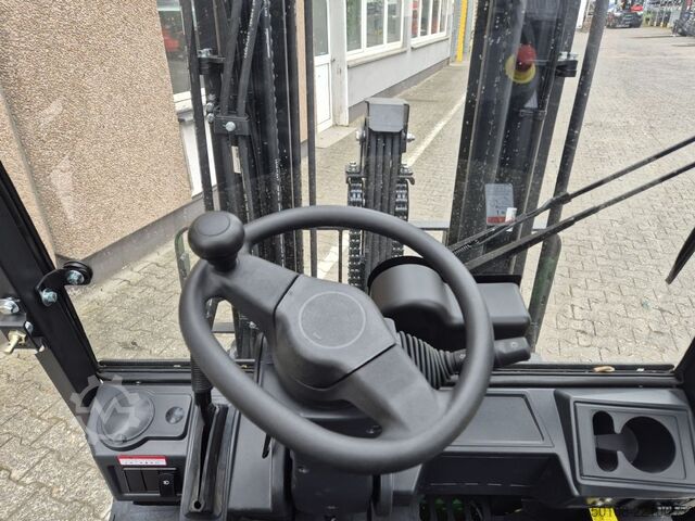 Electric 4-wheel forklift Noblelift FE4P20QC
