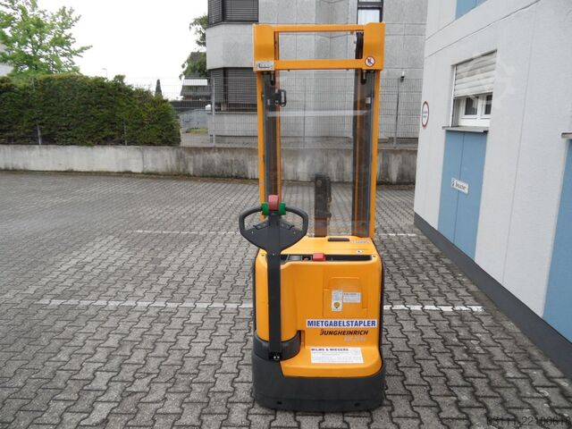 High Lift stacker Jungheinrich EJC 214z - Initialhub (Basishub) - 5,35 m Triplex